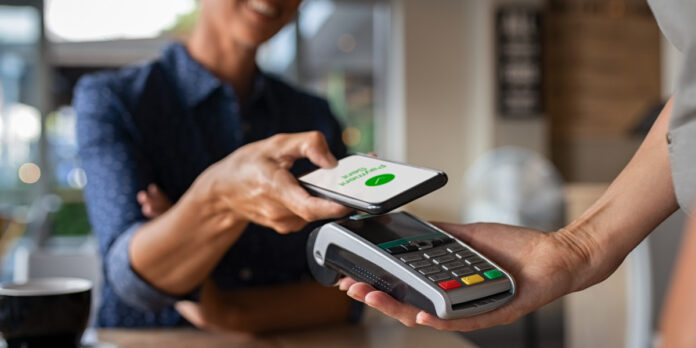 كيف تتجنب الرسوم الإضافية عند إعادة شحن رصيد هاتفك؟