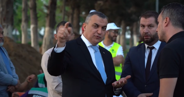 سيد علي زروقي