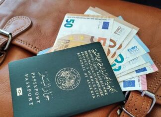 منحة السفر عبر البطاقة الدولية.. قرار أزعج الجزائريين لكنه مكسب اقتصادي غير متوقع منحة السفر